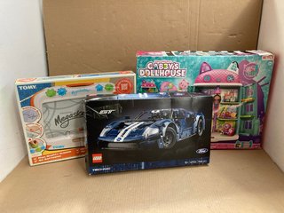 3 X ASSORTED ITEMS TO INCLUDE LEGO TECHNIC FORD GT: LOCATION - AR1