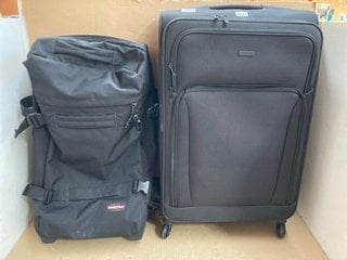 2 X ASSORTED TRAVEL BAGS TO INCLUDE JOHN LEWIS & PARTNERS MEDIUM 4 WHEELED SUITCASE IN BLACK: LOCATION - AR1