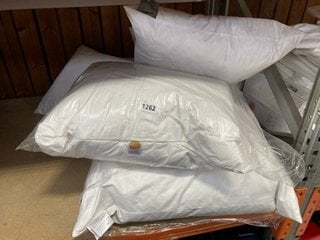 QTY OF ASSORTED INNER CUSHIONS TO INCLUDE JOHN LEWIS & PARTNERS DUCK FEATHER CUSHION 55 X 55CM: LOCATION - AR6