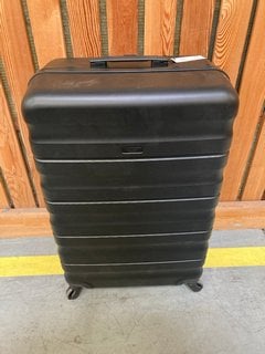 JOHN LEWIS & PARTNERS LARGE HARD SHELL STYLE WHEELED SUITCASE IN BLACK: LOCATION - D7