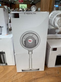 JOHN LEWIS & PARTNERS 10" PEDESTAL FAN IN WHITE: LOCATION - D6