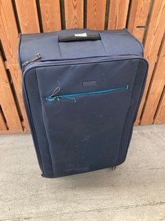 JOHN LEWIS & PARTNERS LARGE FABRIC STYLE WHEELED SUITCASE IN NAVY BLUE: LOCATION - D6