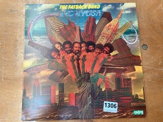 AN ORIGINAL VINYL LP : THE FATBACK BAND - NYC NY USA: LOCATION - CR