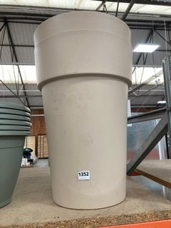 2 X VECA RECYCLED PLASTIC CLEO ALTO TALL PLANTERS IN TAUPE: LOCATION - BR11