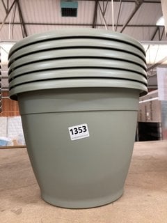 6 X VECA RECYCLED PLASTIC VASO NAXOS 35CM PLANTERS IN SAGE GREEN: LOCATION - BR11