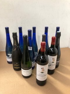 12 X ASSORTED BOTTLES OF WINE TO INCLUDE 6X MAR DE FRADES ALBARINO 2023 75CL 12.5% ABV. (WE OPERATE A CHALLENGE 25 POLICY. 18+ ID MAY BE REQUIRED UPON COLLECTION/DELIVERY, E.G. A VALID PASSPORT OR PH