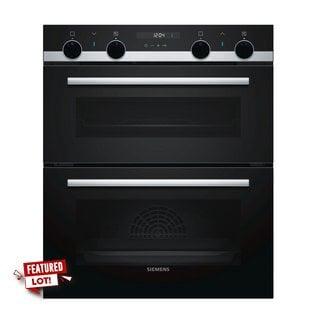 SIEMENS BUILT IN DOUBLE ELECTRIC OVEN: MODEL NB535ABS0B - RRP £861: LOCATION - C2