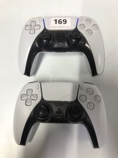 2 X SONY PLAYSTATION DUALSENSE WIRELESS CONTROLLERS - WHITE