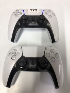 2 X SONY PLAYSTATION DUALSENSE WIRELESS CONTROLLERS - WHITE