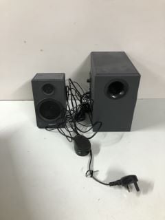 BOX OF ITEMS TO INC LOGITECH MULTIMEDIA SPEAKER