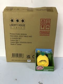 2 X ITEMS TO INC CHAD VALLEY PINEAPPLE BUBBLE MACHINE