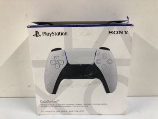 SONY PLAYSTATION DUALSENSE WIRELESS CONTROLLER - WHITE - RRP.£64