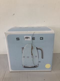 SMEG KETTLE