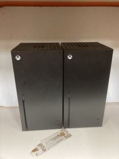 2X XBOX SERIES X MINI FRIDGE INC XBOX SERIES X REPLICA DESK FRIDGE THERMOELECTRIC COOLER