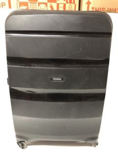 AMERICAN TOURISTER WHEELED SUITCASE