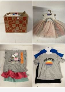 BOX OF CHILDRENS CLOTHING IN VARIOUS SIZES & STYLES