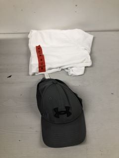 BOX OF ITEMS TO INCLUDE UNDER ARMOUR SPORTS CAP IN GREY