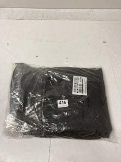 BARBOUR DIVISION SHOWERPROOF JACKET IN BLACK SIZE S