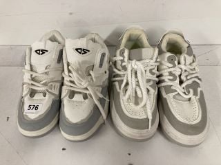 2 X PAIR OF SHOES TO INCLUDE GREY AND WHITE THICK LACE SHOE SIZE EU 43