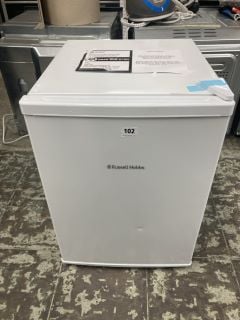 RUSSELL HOBBS COUNTERTOP FRIDGE MODEL RH67TTLFOE1W