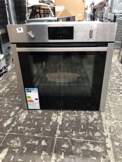 NEFF SINGLE ELECTRIC OVEN MODEL B3CCC0AN0B RRP £579 (EX-DISPLAY)