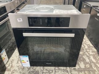 MIELE SINGLE ELECTRIC OVEN MODEL H2265-1B RRP £629 (EX-DISPLAY)