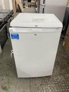 BEKO UNDERCOUNTER FREEZER MODEL UFF4584W RRP £299