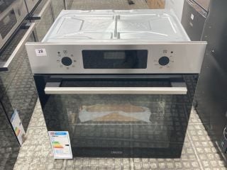 ZANUSSI SINGLE ELECTRIC OVEN MODEL ZOHCX3X2 RRP £359 (EX-DISPLAY)