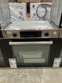 BEKO SINGLE ELECTRIC OVEN MODEL BBIE22300XFP RRP £229 (EX-DISPLAY)