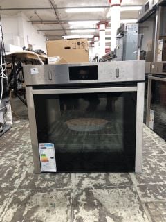 NEFF SINGLE ELECTRIC OVEN MODEL B3CCC0AN0B RRP £579 (EX-DISPLAY)