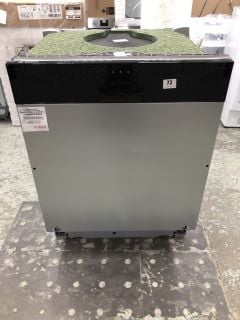 BOSCH INTEGRATED DISHWASHER MODEL SMV2ITX18G RRP £399 (EX-DISPLAY)