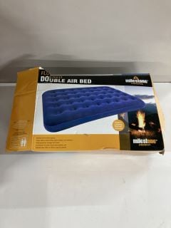 4 X ELECTRIC BLANKETS AND A N AIR BED