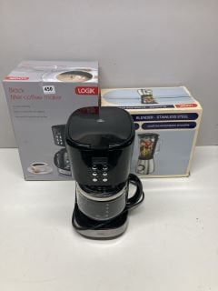 2 X FILTER COFFEE MAKERS AND A BLENDER