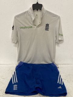 MENS ENGLAND CRICKET TOP AND SHORTS SIZE LARGE