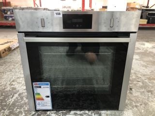 NEFF BUILT-IN SINGLE OVEN MODEL: B3CCC0AN0B - RRP.£629 (EX-DISPLAY)