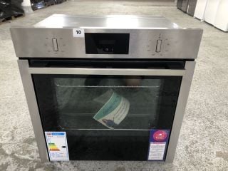 NEFF BUILT-IN SINGLE OVEN MODEL: B3CCC0AN0B - RRP.£629 (EX-DISPLAY)