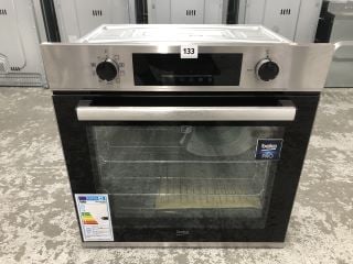 BEKO BUILT-IN SINGLE OVEN MODEL: BBIE22300XFP - RRP.£249 (EX-DISPLAY)