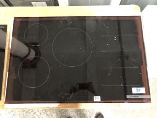 BOSCH INDUCTION HOB MODEL: PXV831HC1E - RRP.£849 (CRACKED)