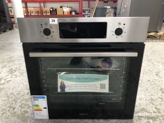 ZANUSSI BUILT-IN SINGLE OVEN MODEL:ZOHCX3X2 - RRP.£349 (EX-DISPLAY)