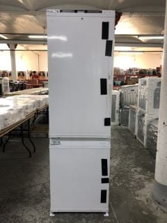 GRUNDIG INTEGRATED FRIDGE FREEZER MODEL: GKFED473 - RRP.£449 (EX-DISPLAY)