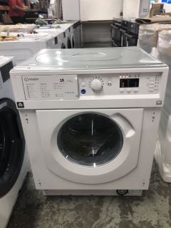 INDESIT INTEGRATED WASHER DRYER MODEL BIWDIL75125UK RRP £479 (EX-DISPLAY)