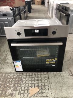 ZANUSSI SINGLE ELECTRIC OVEN MODEL ZOHCX3X2 RRP £359 (EX-DISPLAY)