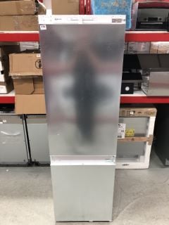 NEFF INTEGRATED FRIDEG FREEZER MODEL: KI7862SE0G (EX DISPLAY)