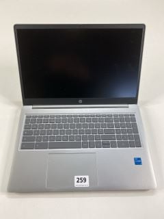 ASUS ZENBOOK 2TB LAPTOP IN GREY: MODEL NO UX8406M (WITH BOX & CHARGER) (SCREEN FAULT). INTEL CORE ULTRA 9 185H, 32GB RAM,   [JPTN41165]