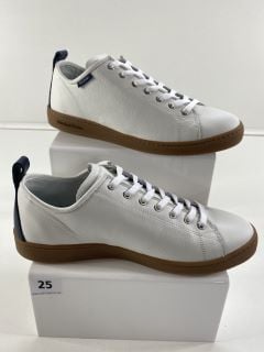 PAUL SMITH MEN'S SHOE MIYATA WHITE NAVY HEEL. SIZE: 7, MADE FROM: 100% CALF LEATHER UPPER/RUBBER SOLE. RRP: £165