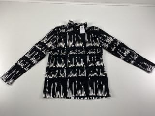 PAUL SMITH GENT'S ROLL NECK ARCHIVE LOGO PRINT. SIZE: XL, MADE FROM: 100% COTTON. RRP: Â£170