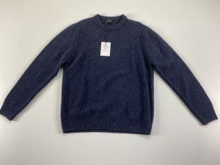 PAUL SMITH MEN'S PULLOVER CREW NECK. SIZE: L, MADE FROM: 60% WOOL 20% VISCOSE 20% POLYAMIDE. RRP: £175