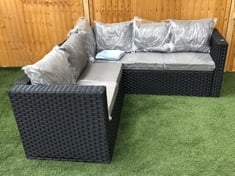 BLACK RATTAN CORNER GARDEN SOFA TO INCLUDE SQUARE RATTAN TABLE & GLASS TOP WITH GREY CUSHIONS (KERBSIDE PALLET DELIVERY)