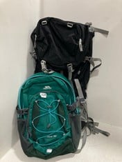 TRESPASS ALBUS 30 BACKPACK - TURQUOISE/GREY TO INCLUDE MOUNTAINTOP HIKING BACKPACK IN BLACK/GREY