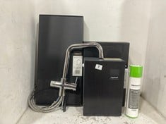 1 X TRE MERCATI BOILING WATER TAP IN CHROME WITH 4 IN 1 FEATURES AND BOILER TANK INCLUDES ONE REPLACEMENT FILTER - RRP £1300